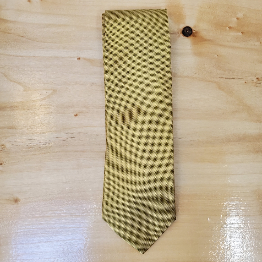 Brooks Brothers Classic Gold Tie